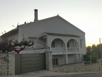 Perithia Cottage