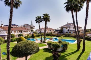 Bungalow con terraza La Mata