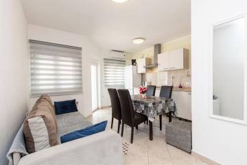 Cozy Apartment Paklenica 1 - Happy Rentals