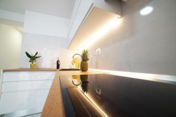 Simon's apartment
