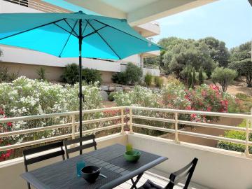 Les Jardins de Quatrina - deux pièces avec terrasse