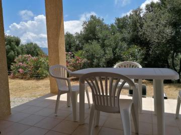 Villa en plein cœur du maquis et proche de la mer