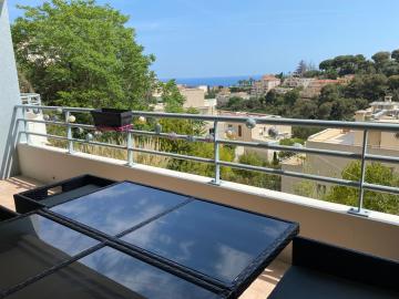 FABRON vue mer 4 personne parking