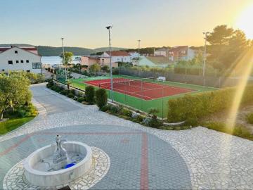 Americana Luxury Apartments