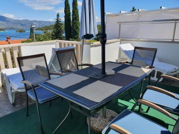Apartments Elli