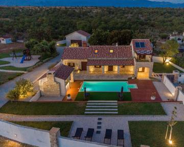 Villa Nikola