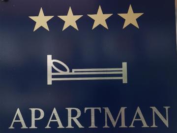 Apartment Tibbi