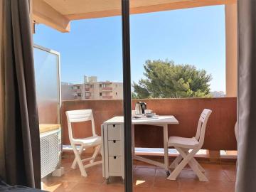 Appartement Bormes-les-Mimosas, 1 pièce, 2 personnes - FR-1-251-414