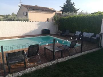 Jolie chambre / studio avec jardin et piscine