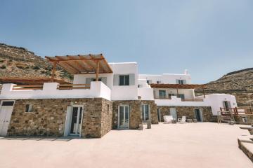 Halu Luxury Villa - 8 Bedrooms