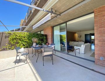 FridaysFlats Stunning Views In Golf Emporda