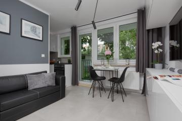 Metro Wierzbno Cozy Studio Mokotów by Renters