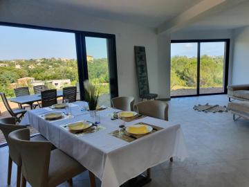 Villa contemporaine au calme et proche mer