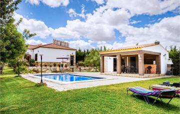 Stunning Home In Villamartin With 3 Bedrooms, Private Swimming Pool And Outdoor Swimming Pool