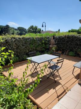 rez de jardin zen aux portes de l Esterel et proche mer, parking gratuit