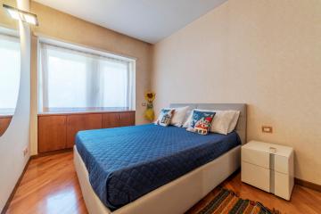 Deep Blue Apartment