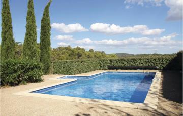 Nice home in AIGNE with 3 Bedrooms, WiFi and Outdoor swimming pool