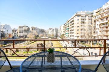 #SKGH Αtlanta luxury suite -NavarinoSquare