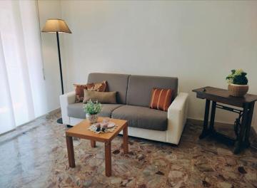 APPARTAMENTO DELIZIOSO CON TERRAZZO IN CENTRO-DELICIOUS APARTMENT WITH TERRACE
