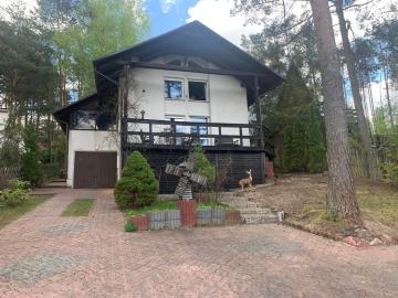 Domek Między Jeziorami