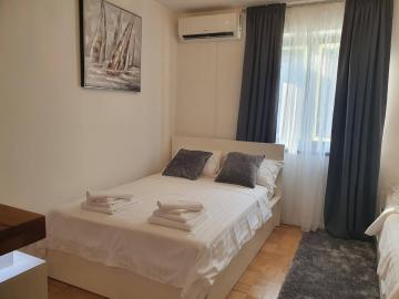 Studio Apartment Biricchina