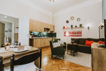 Budapest FOLK Apartment 60sm Spacious and Bright