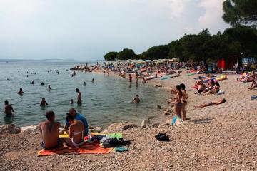 Apartments with a parking space Crikvenica - 18175