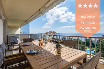 8 HECTARES park-like setting - Swimming pool - SPECTACULAR VIEW OF SEA