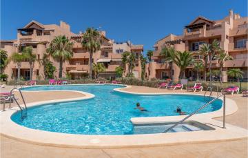 Amazing Apartment In Torre Pacheco With Wifi, Swimming Pool And 3 Bedrooms