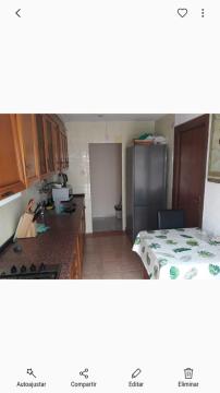 Habitación en piso muy céntrico