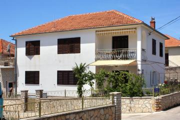 Apartments by the sea Jezera, Murter - 5074