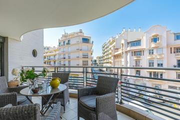 Apartment With Terrace In Port 6484 - Happy Rentals