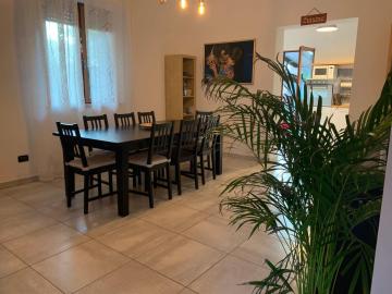 Casa con giardino a due passi dal mare