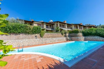Casa Sandra With Pool Few Min From Lake - Happy Rentals