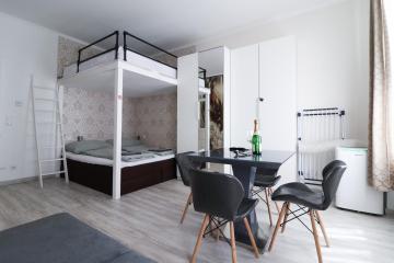 CozyNite Premium Apartment Favoriten 1