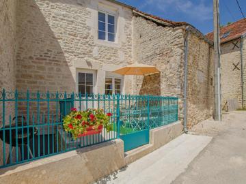Gîte Balnot-sur-Laignes, 2 pièces, 2 personnes - FR-1-543-242