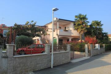 Apartments by the sea Novigrad - 14296