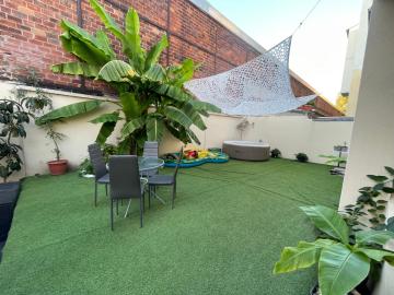 Agréable apparement dans une maison