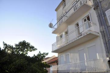Apartments by the sea Rab - 14504