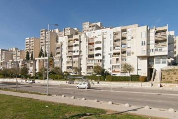 Apartments with WiFi Split - 16665