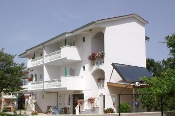 Apartments with a parking space Zablace, Sibenik - 4219