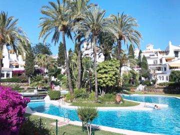 Ground floor apartment in Puerto Banus Marbella