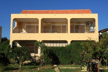 Apartments by the sea Brodarica, Sibenik - 6098