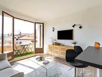 Apartment Voltaire