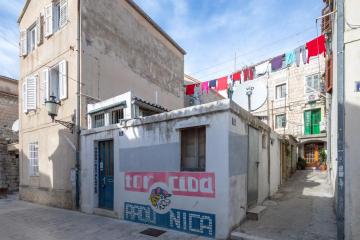 Apartments with WiFi Split - 9246