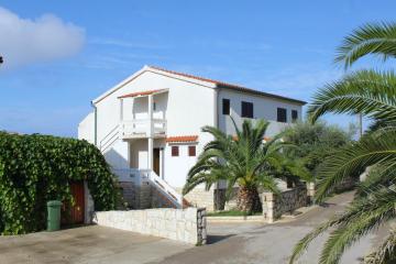 Apartments with a parking space Novalja, Pag - 9335