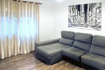 MODERNO APARTAMENTO CERCA DE BARCELONA