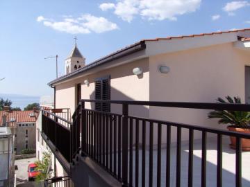 Apartments by the sea Baska Voda, Makarska - 12914
