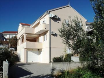 Apartments with a parking space Okrug Gornji, Ciovo - 13562