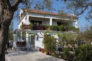 Apartments by the sea Sukosan, Zadar - 295